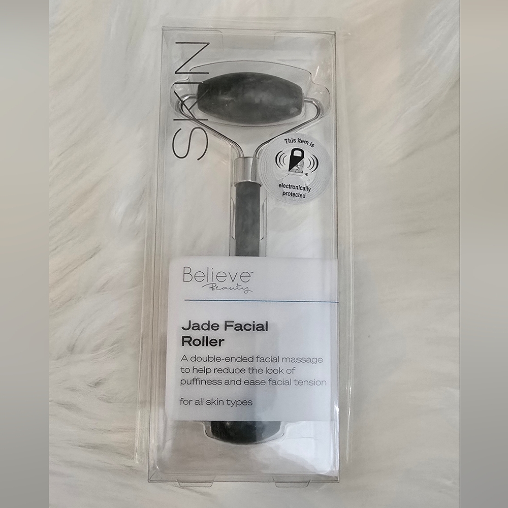 Believe Beauty Jade Facial Roller